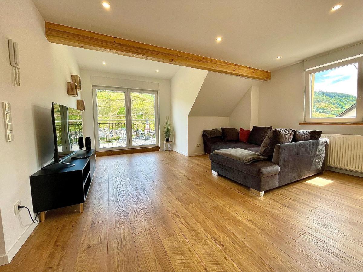 Sky Apartment, Blick Zur Mosel, Grosser Balkon, Kaffeemaschine, Smart Tv Zell Extérieur photo