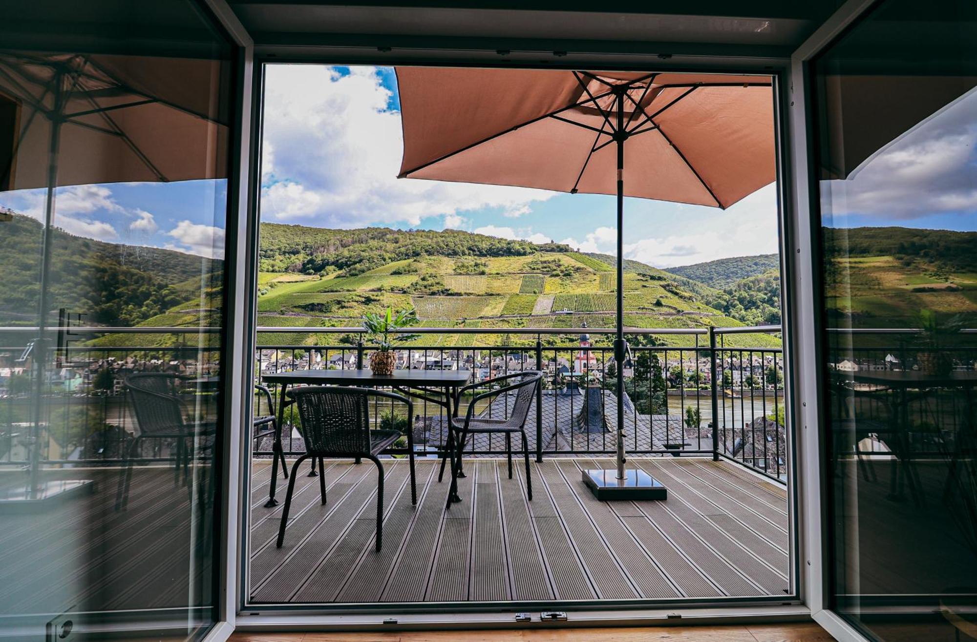 Sky Apartment, Blick Zur Mosel, Grosser Balkon, Kaffeemaschine, Smart Tv Zell Extérieur photo